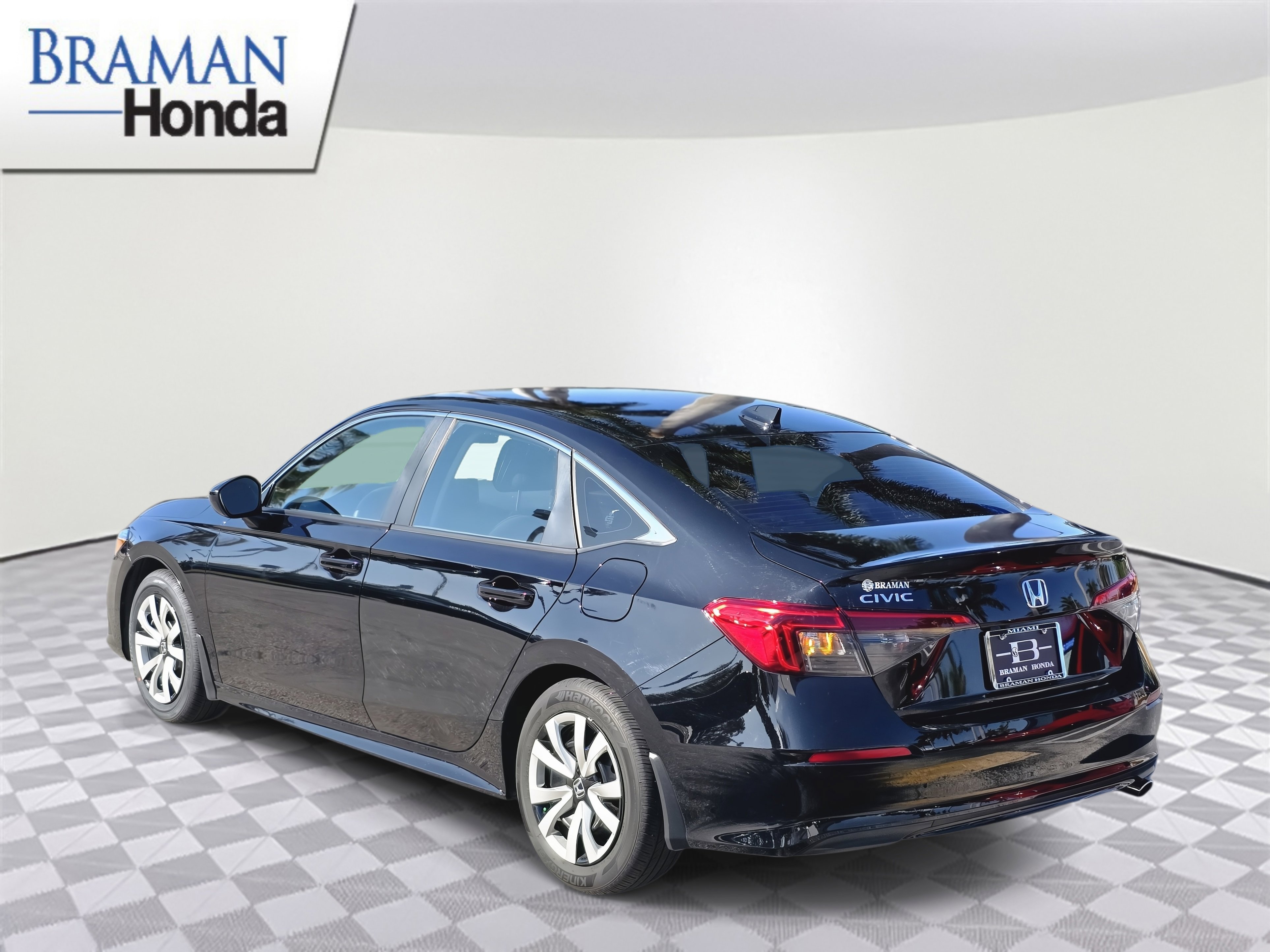 Certified 2024 Honda Civic LX image 3