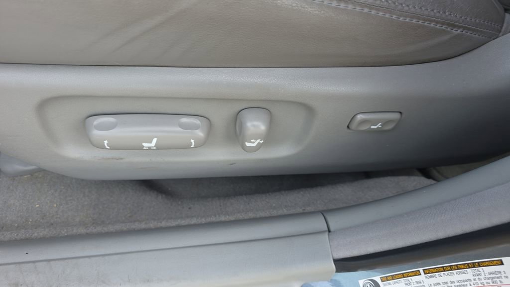 Used 2006 Lexus ES 330 FWD image 16