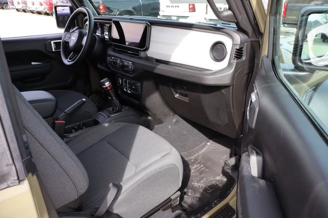 New 2026 Jeep Wrangler Sport AWD/4WD image 43
