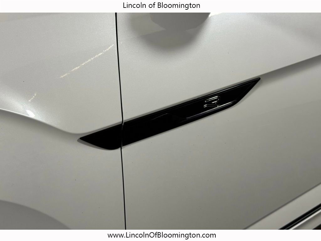 Used 2023 Volkswagen Atlas SEL R-Line image 12