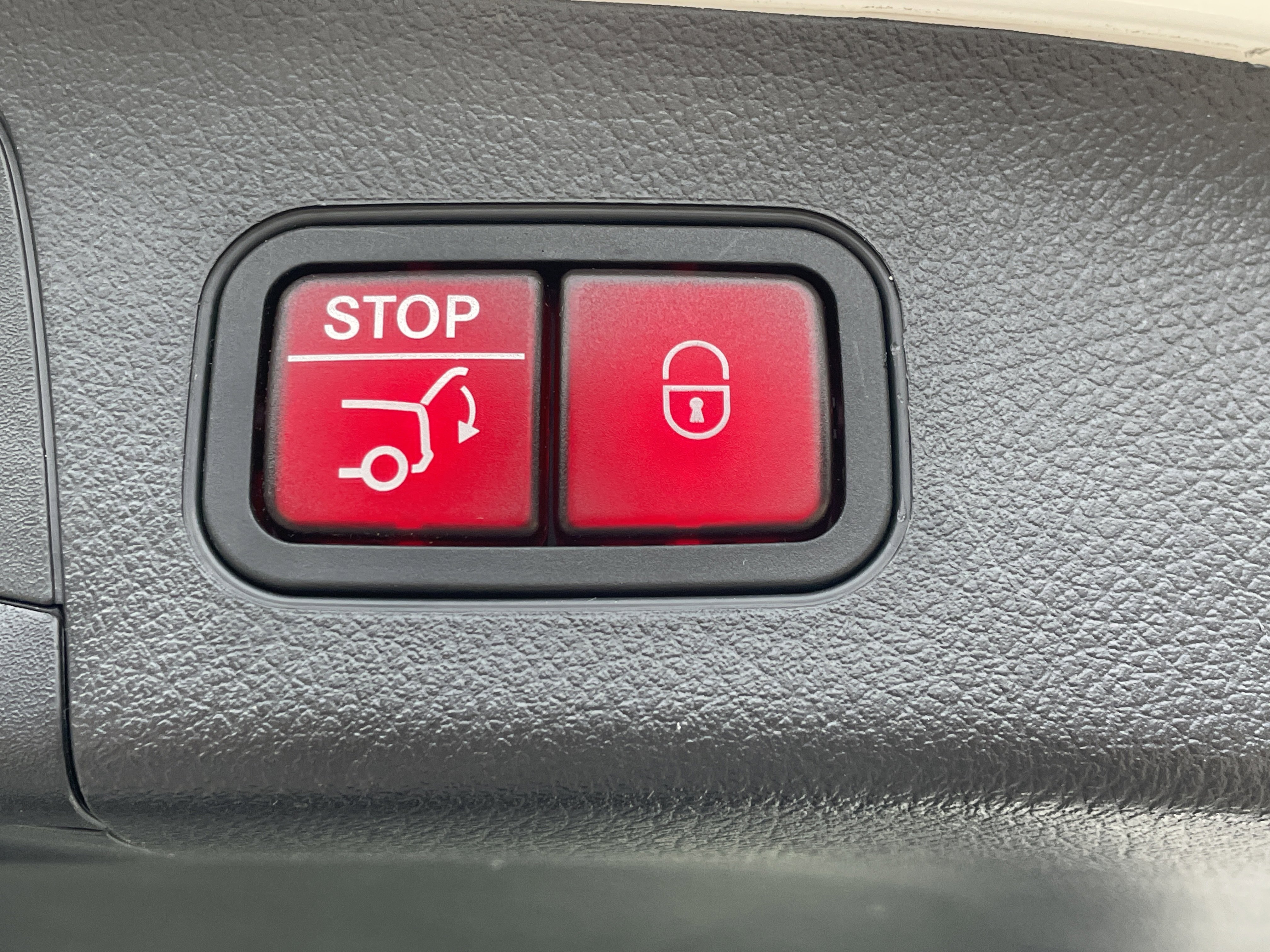 Certified 2023 Mercedes-Benz GLA 250 4MATIC image 11