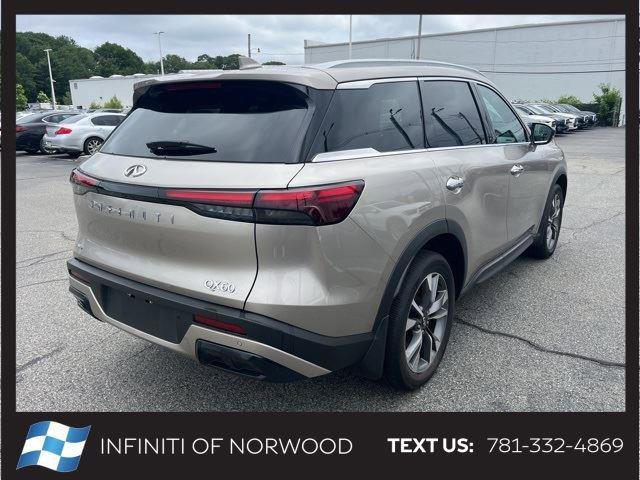 Used 2025 INFINITI QX60 Luxe w/ Vision Package image 3