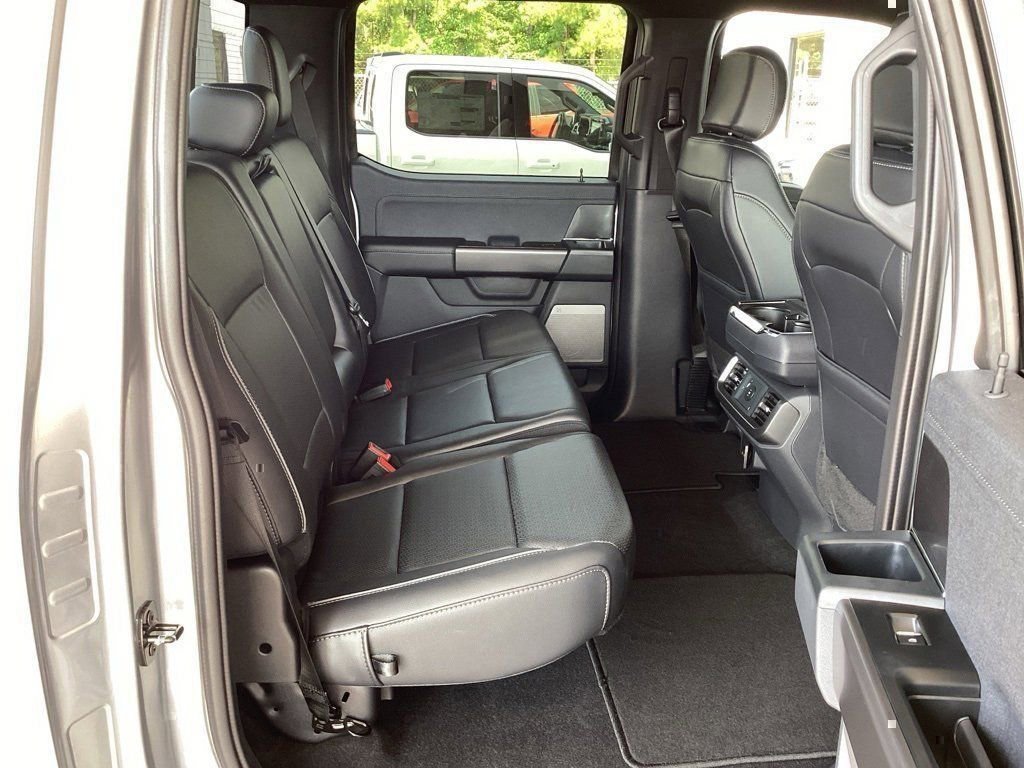 New 2025 Ford F150 Lariat w/ Equipment Group 501A Mid image 33