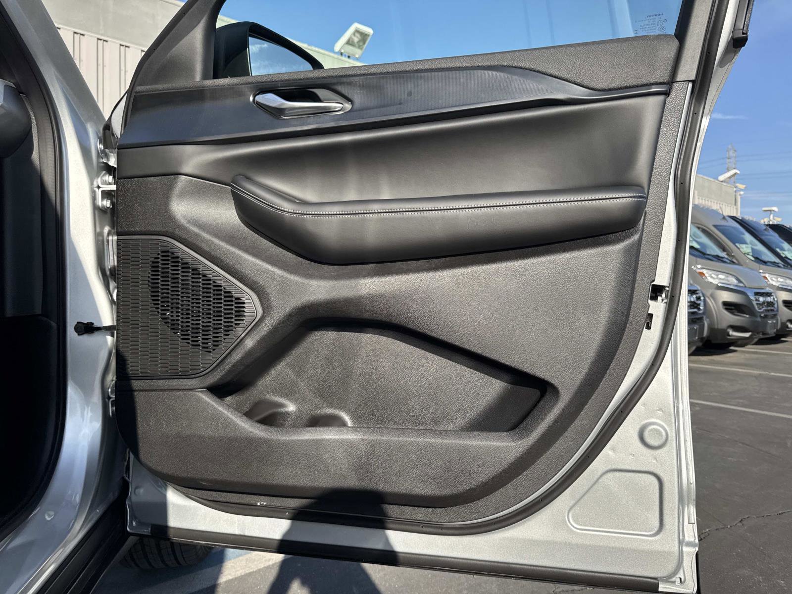 New 2026 Jeep Grand Cherokee L 2WD image 31