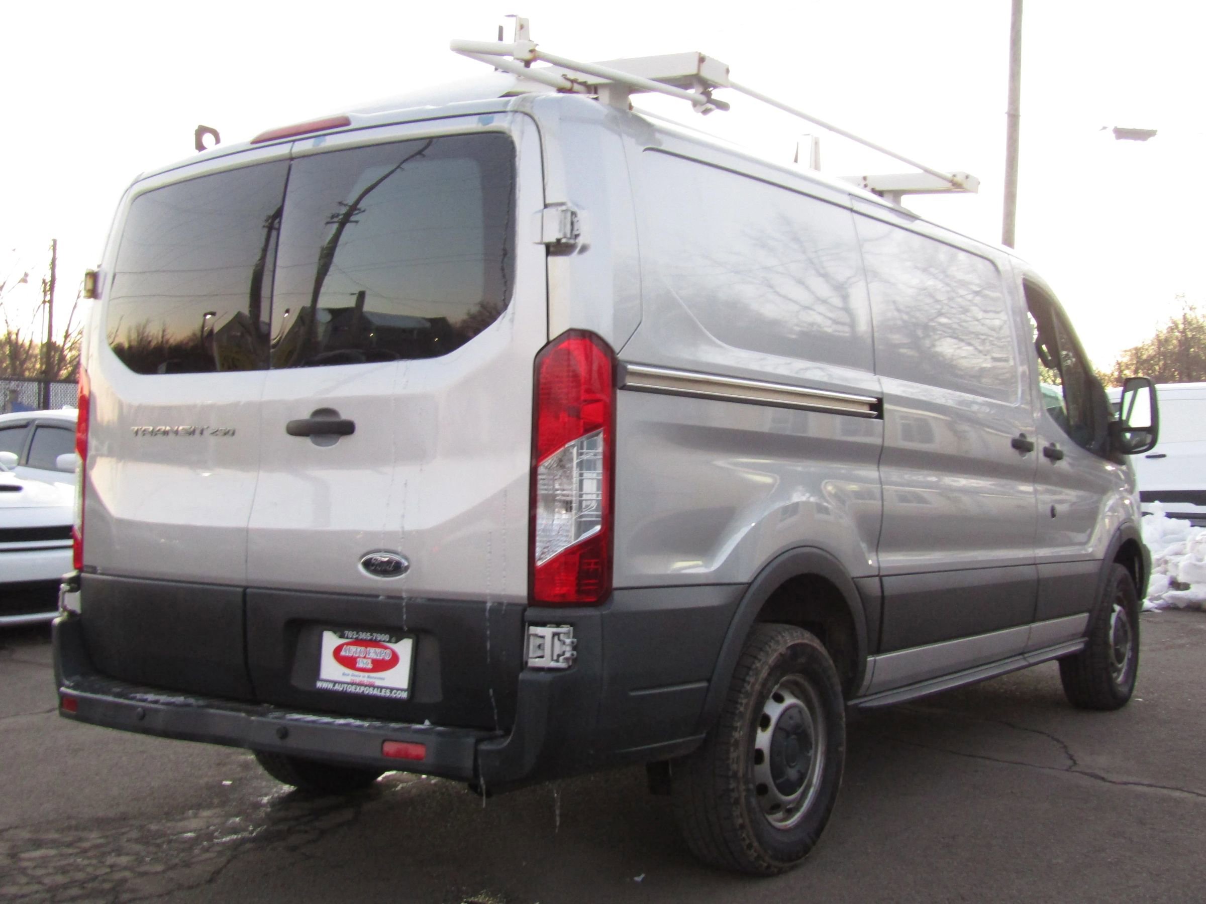 Used 2015 Ford Transit 250 Low Roof image 7