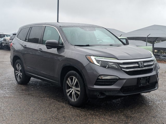 Used 2017 Honda Pilot EX image 3