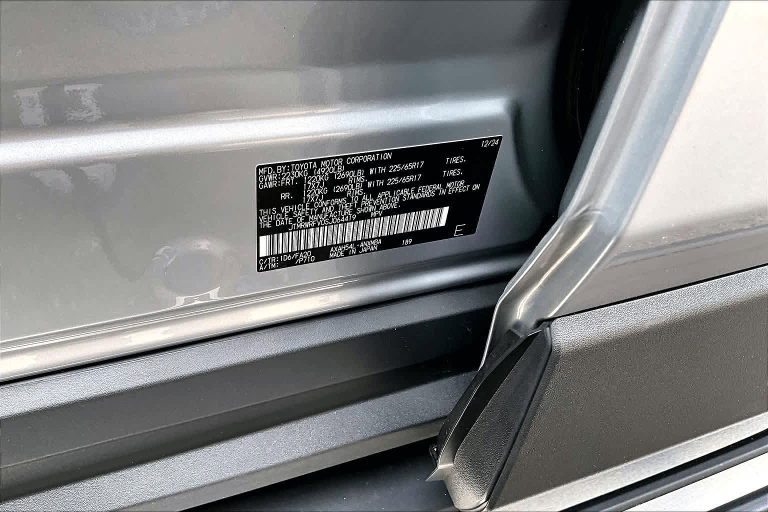 Certified 2025 Toyota RAV4 XLE AWD/4WD image 33