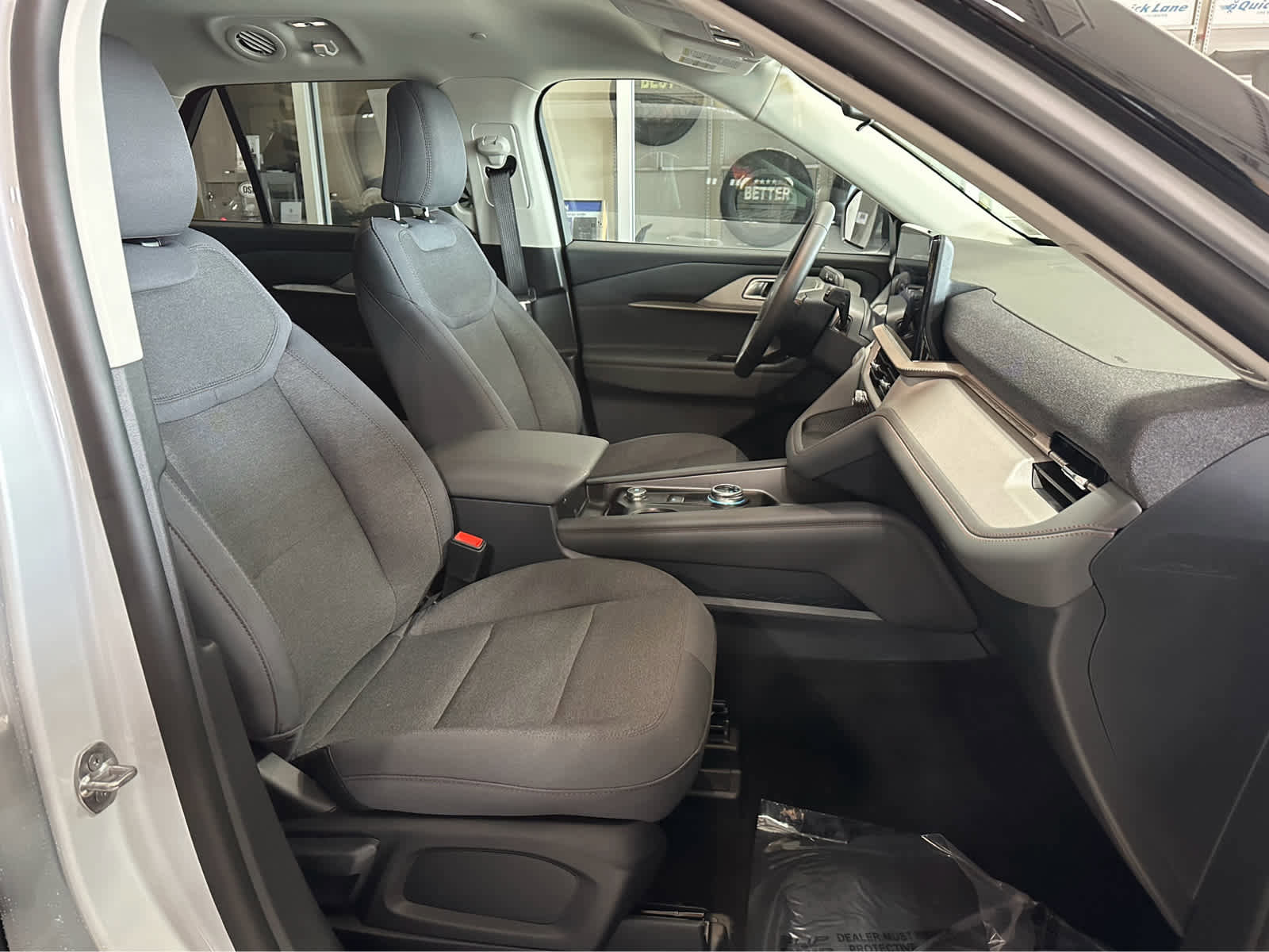 New 2026 Ford Explorer Active image 35