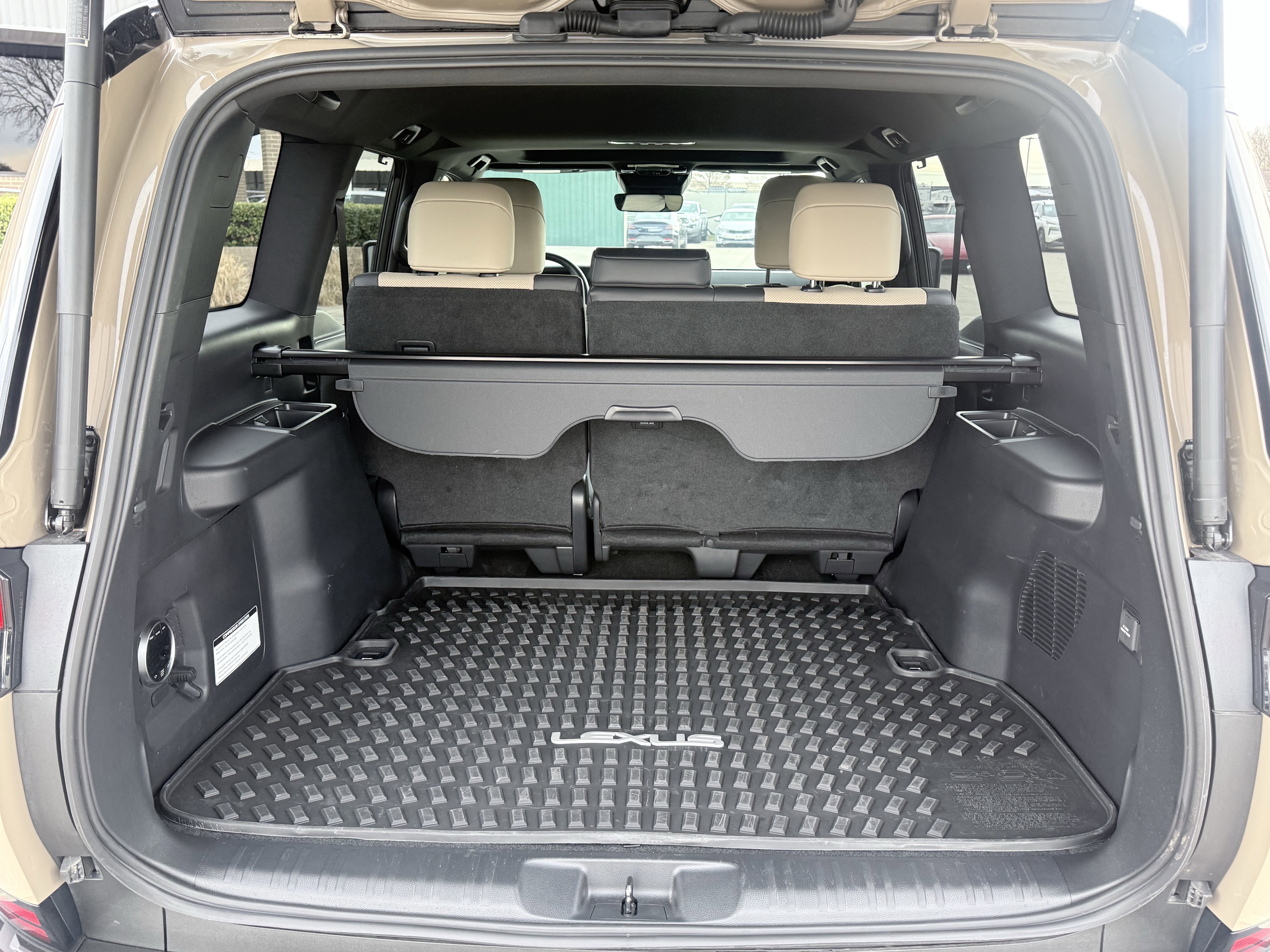 Used 2025 Lexus GX 550 image 12