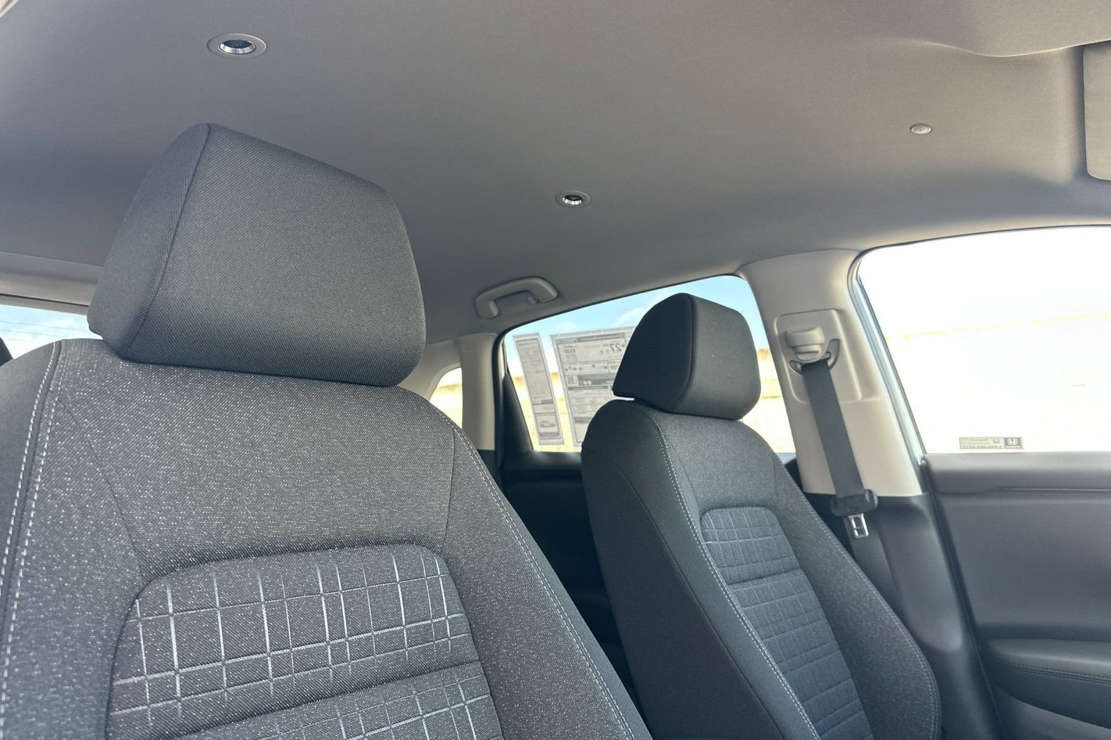 New 2027 Honda HR-V LX image 17