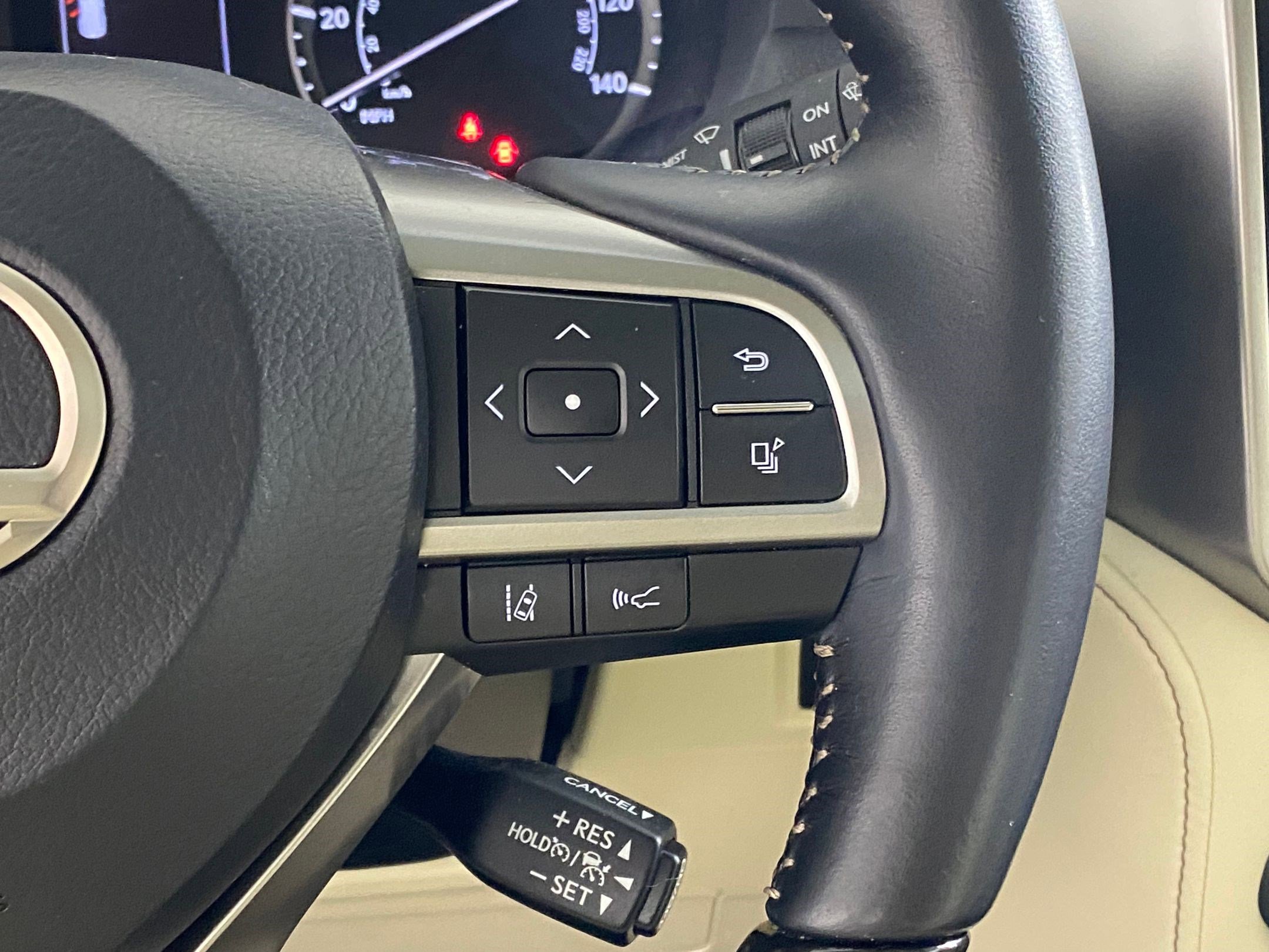 Used 2023 Lexus GX 460 Luxury w/ Off Road Package image 31