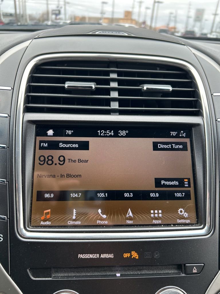 Used 2019 Lincoln Nautilus Select image 43