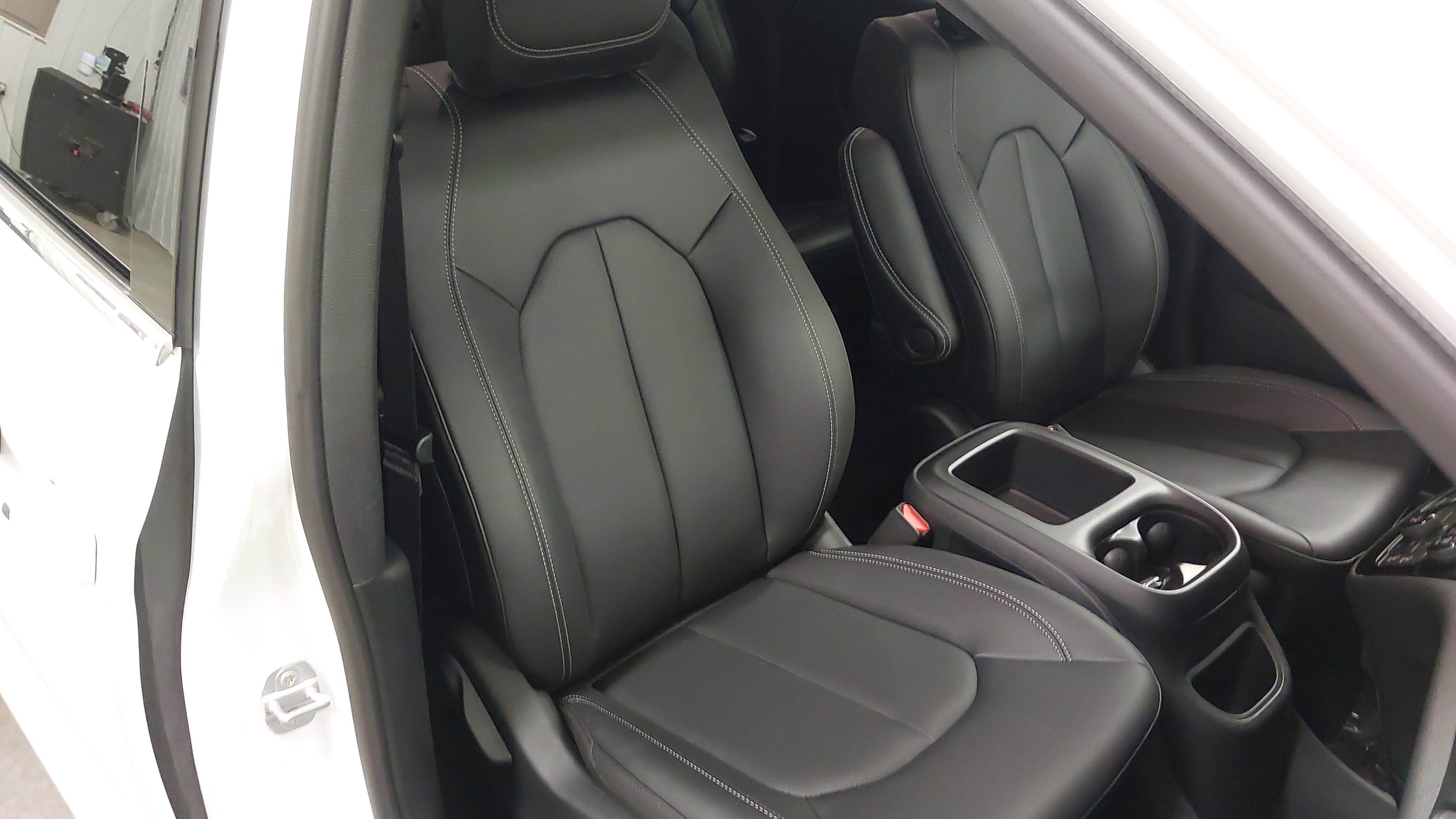 New 2026 Chrysler Pacifica Select image 28