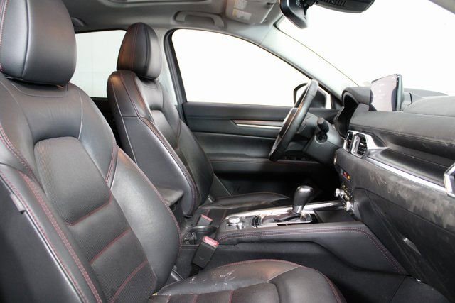 Used 2023 MAZDA CX-5 Carbon Edition image 12