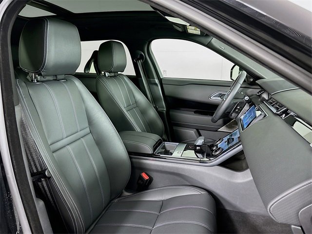 Certified 2023 Land Rover Range Rover Velar R-Dynamic S image 28