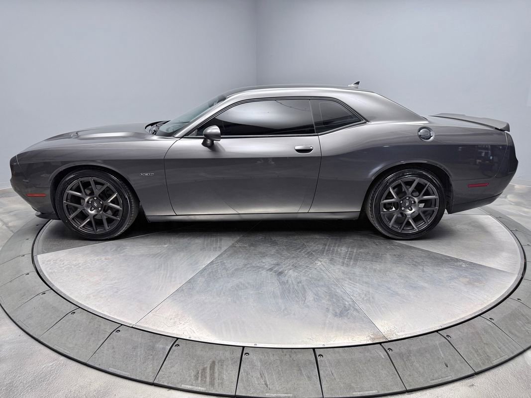 Used 2017 Dodge Challenger R/T Plus RWD image 8