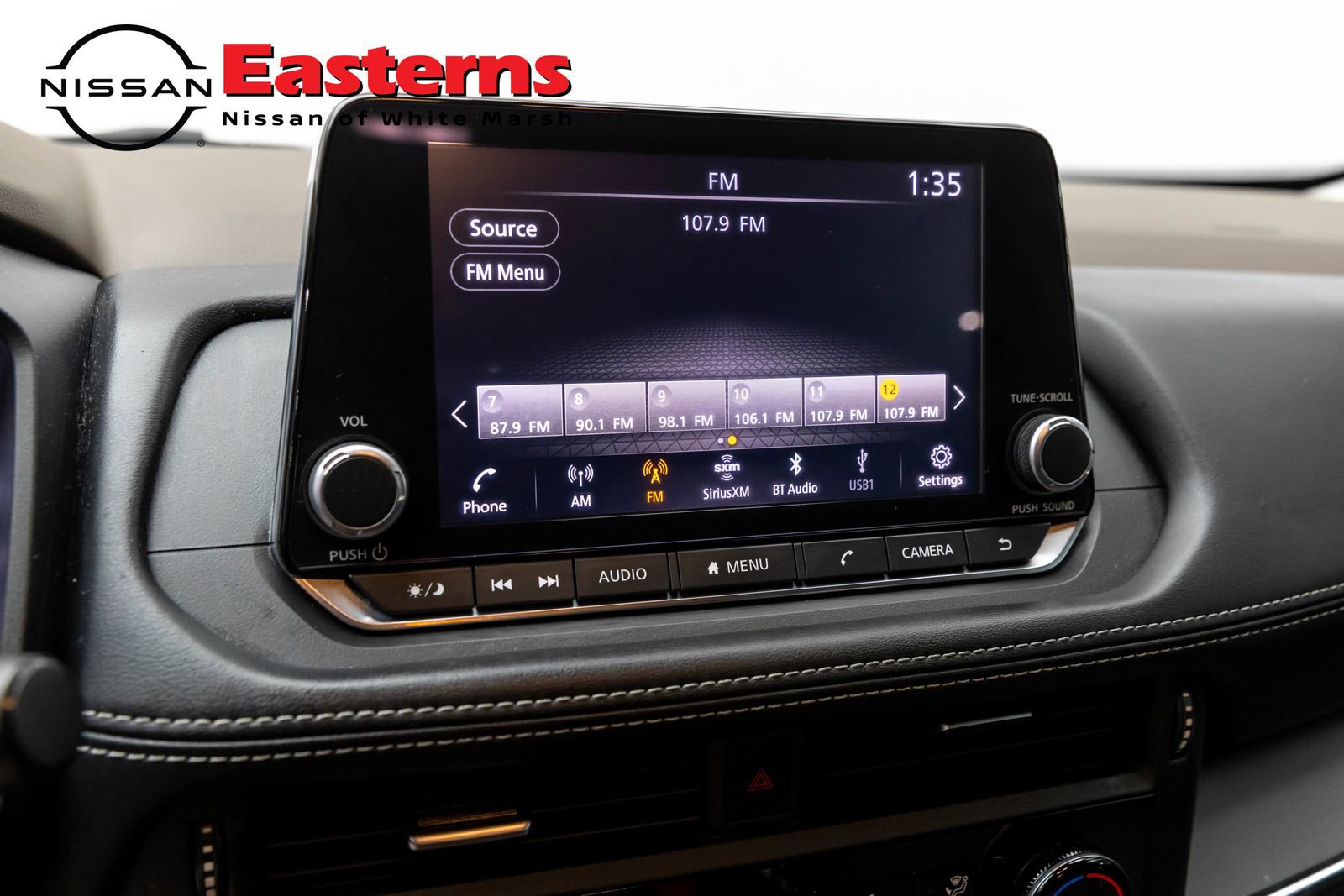 Used 2021 Nissan Rogue S AWD/4WD image 18