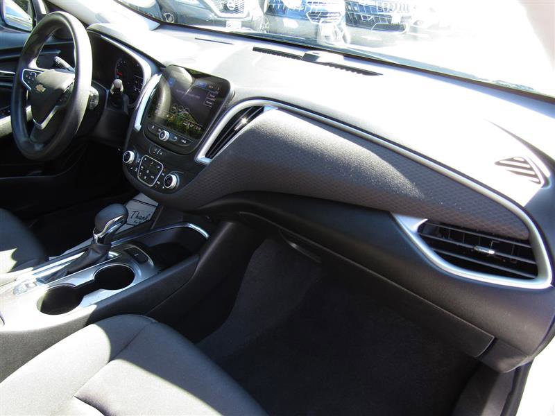 Used 2023 Chevrolet Malibu LT image 31