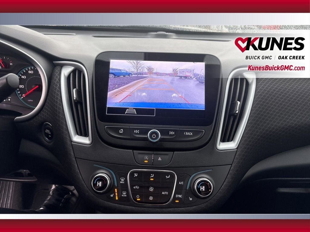 Used 2023 Chevrolet Malibu LT image 21