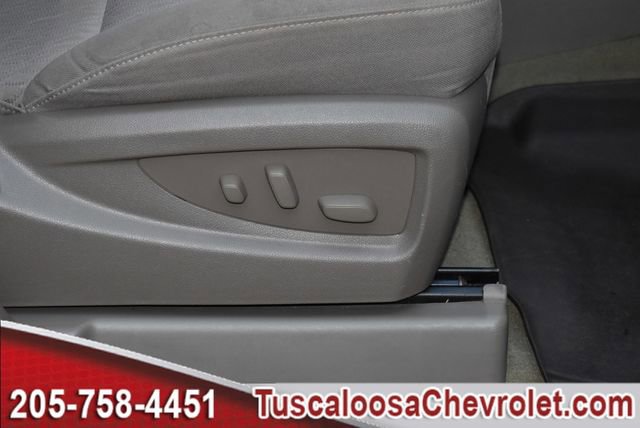 Used 2016 Chevrolet Tahoe LS w/ Enhanced Driver Alert Package image 22