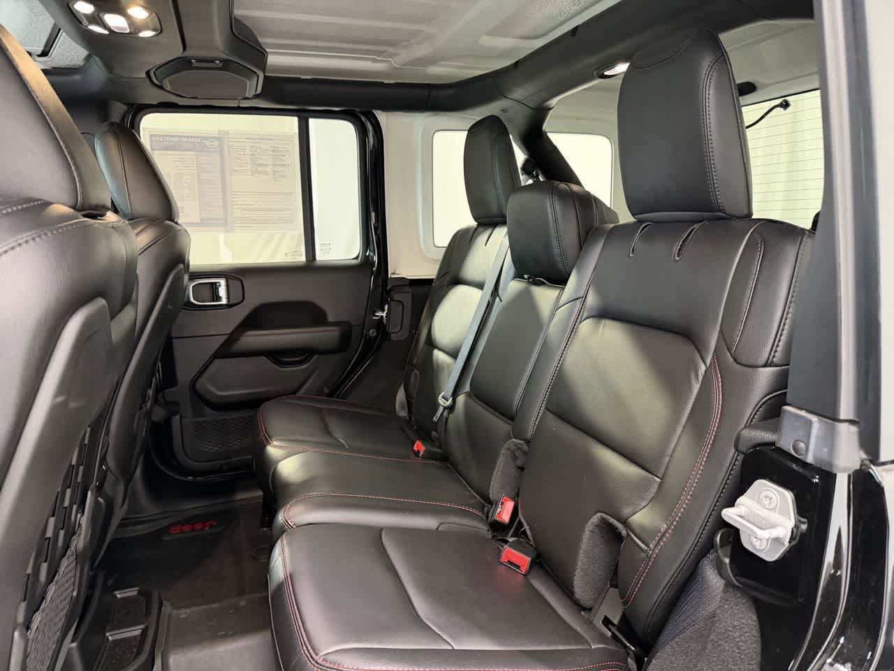 Used 2020 Jeep Wrangler Unlimited Rubicon AWD/4WD image 9