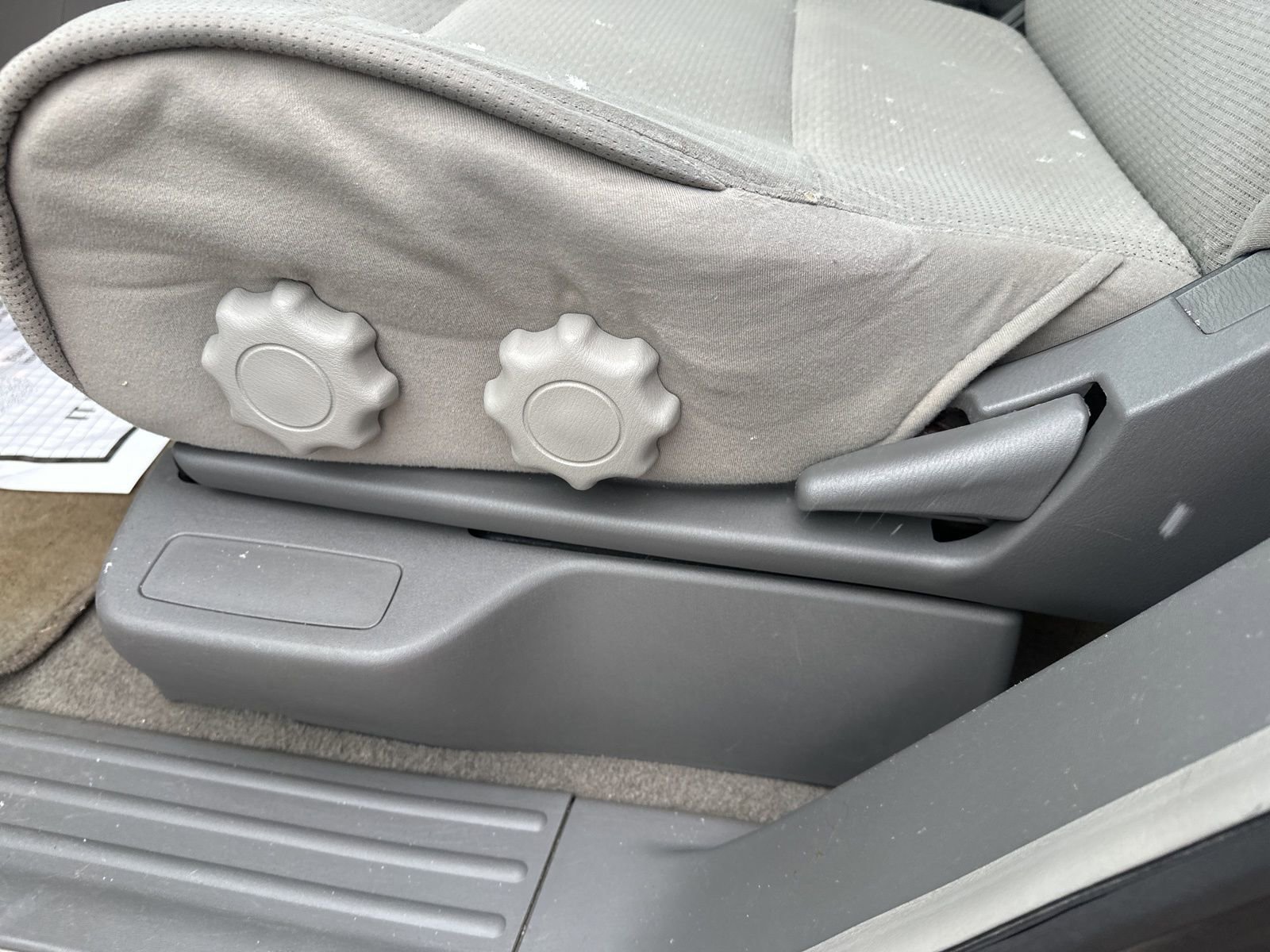 Used 2008 Nissan Quest w/ Seat Pkg image 11