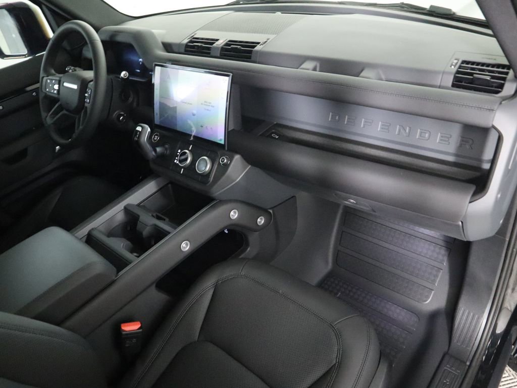 New 2026 Land Rover Defender 110 S image 18