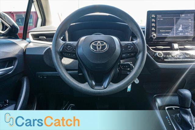 Used 2020 Toyota Corolla LE image 25