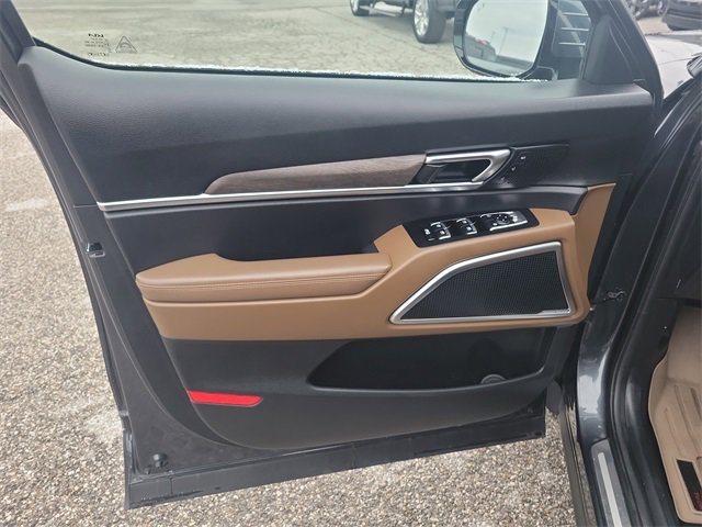 Used 2022 Kia Telluride SX w/ SX Prestige Package image 21