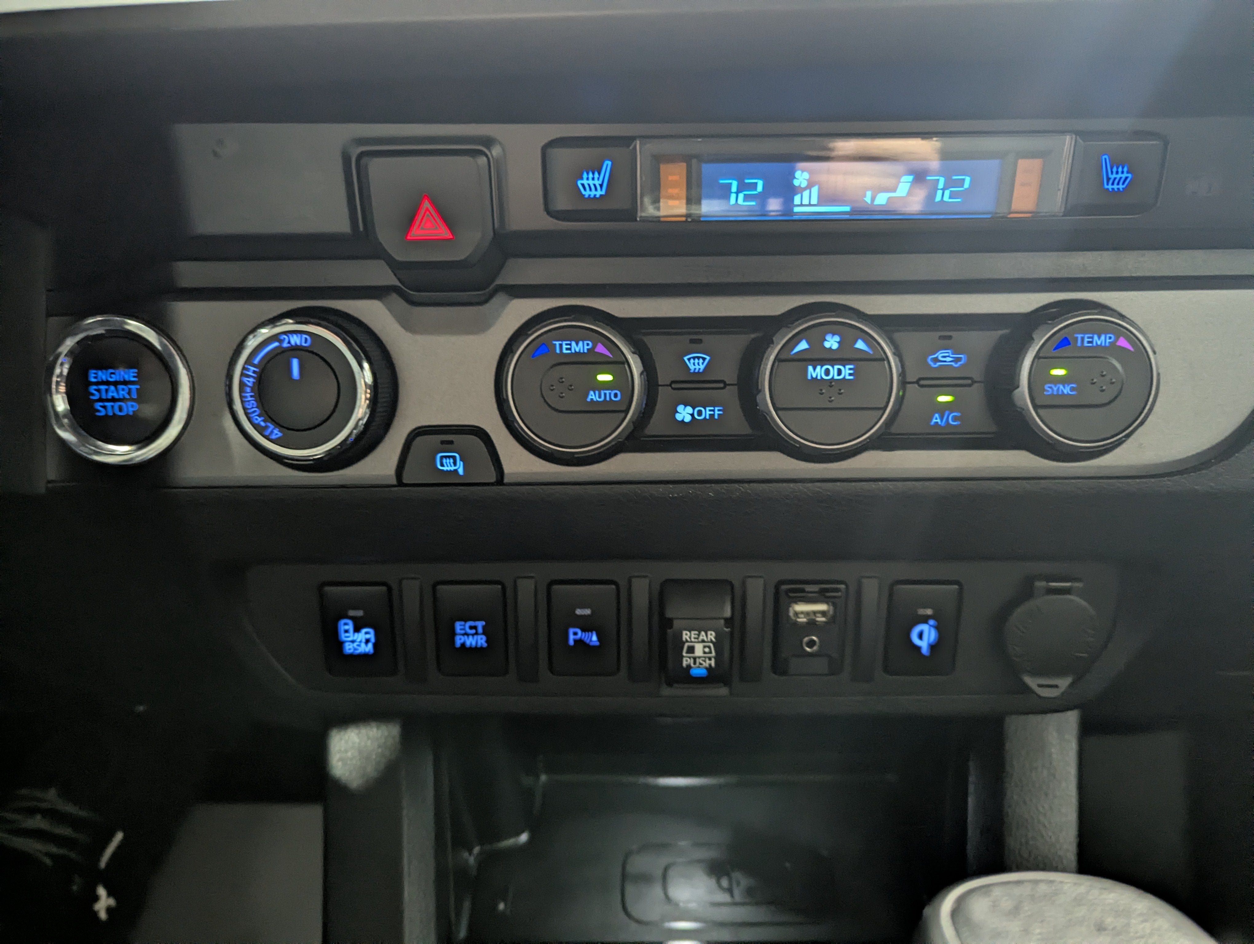 Used 2019 Toyota Tacoma TRD Off-Road AWD/4WD image 19