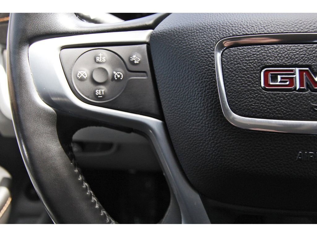 Used 2021 GMC Terrain SLE w/ Driver Convenience Package image 15