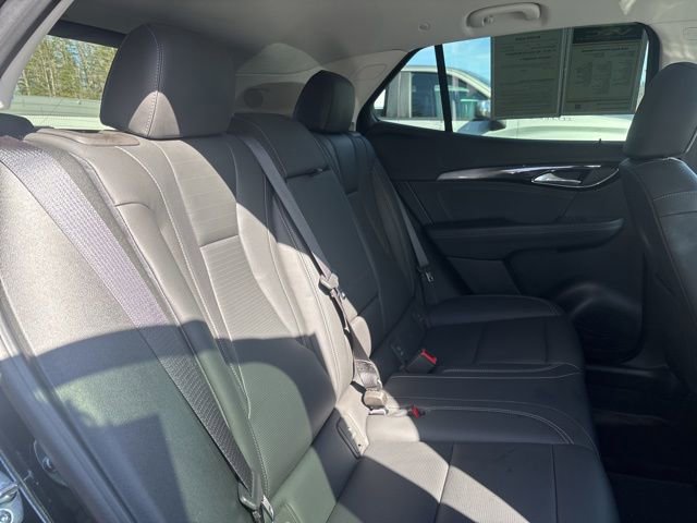 Used 2025 Buick Envision Preferred image 18