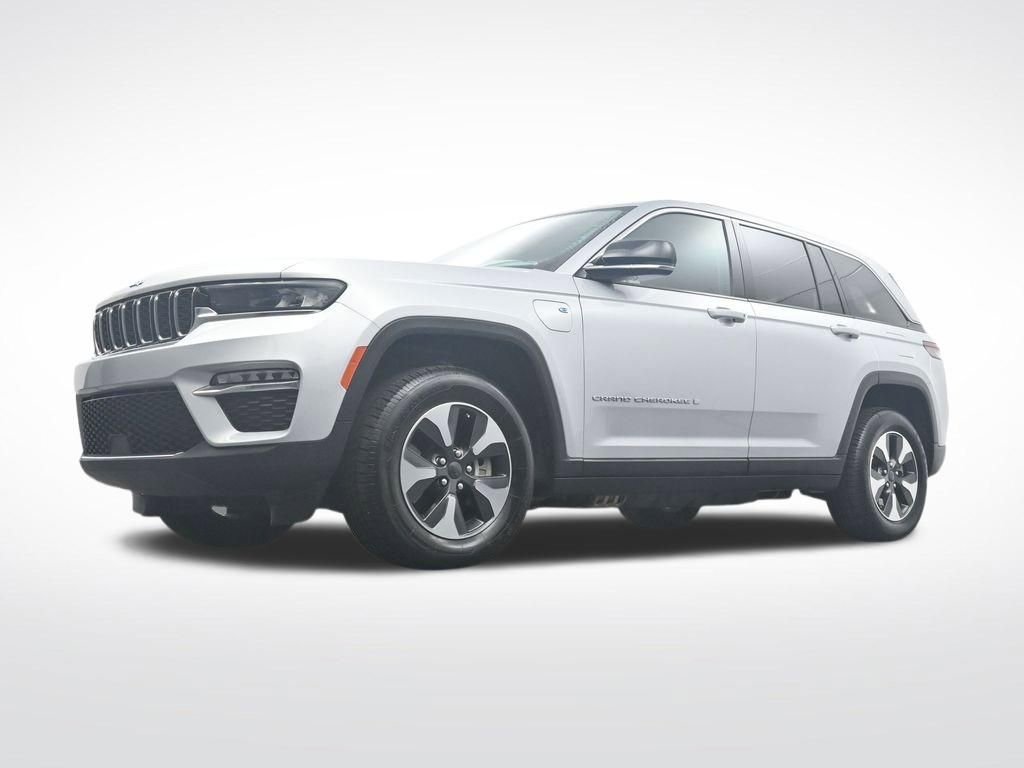 Used 2024 Jeep Grand Cherokee Limited 4xe AWD/4WD image 30