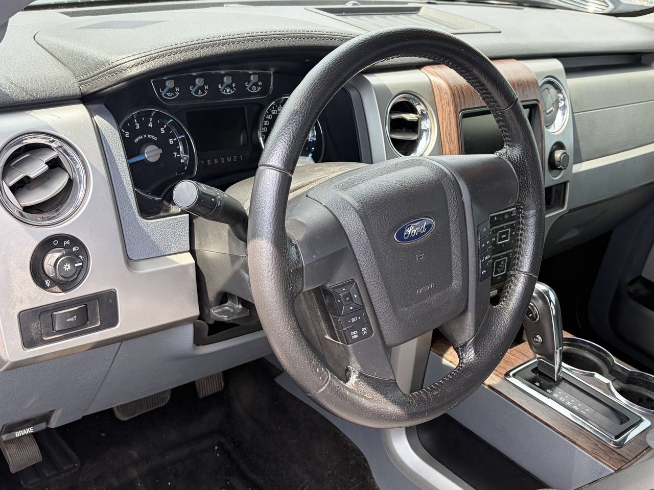 Used 2013 Ford F150 Lariat w/ Mid Equipment Group AWD/4WD image 7