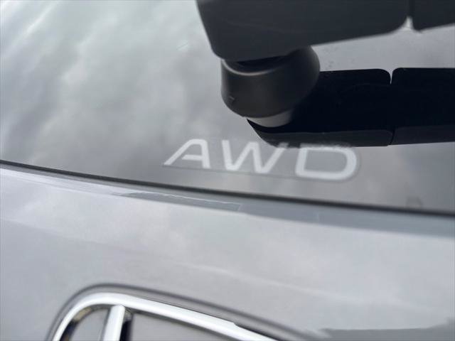 Used 2025 Honda HR-V Sport image 9