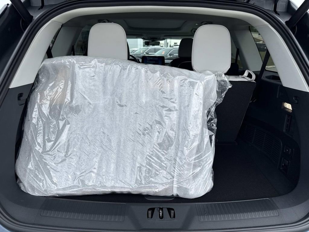 New 2026 Lincoln Aviator Reserve AWD/4WD image 11