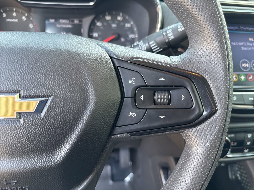 Used 2023 Chevrolet TrailBlazer LT w/ Convenience Package image 16