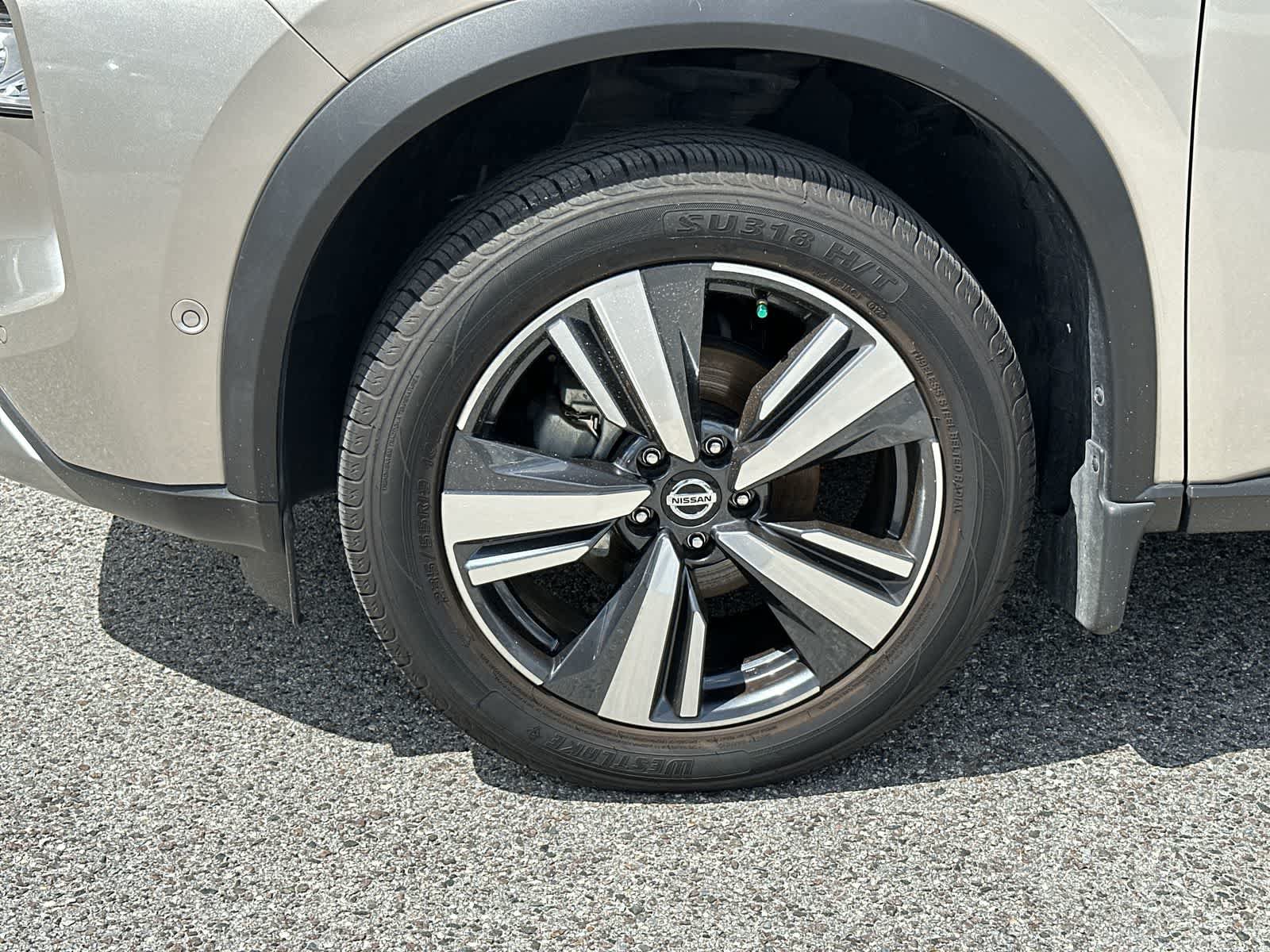 Used 2021 Nissan Rogue Platinum AWD/4WD image 13