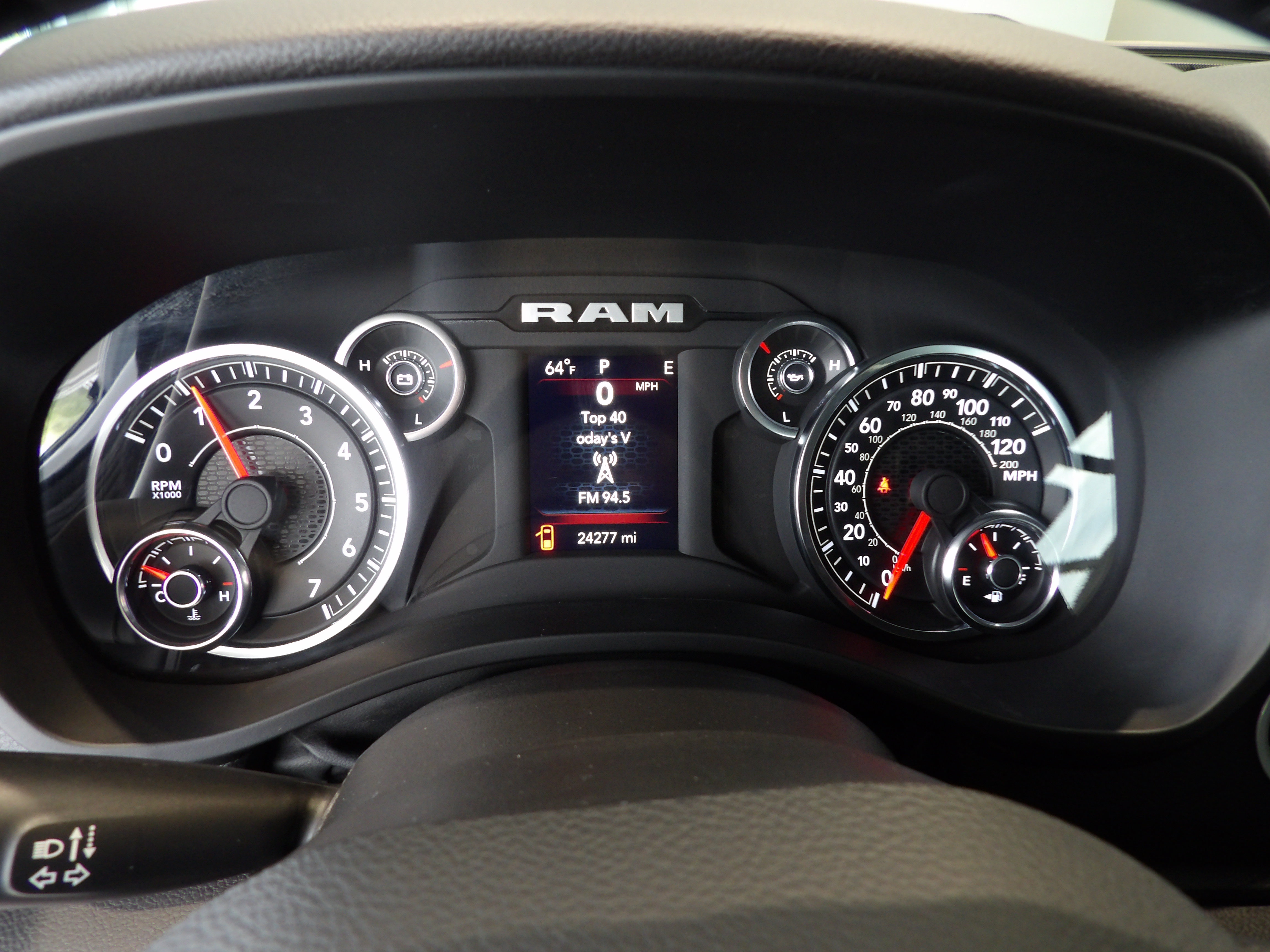 Used 2024 RAM 1500 Big Horn AWD/4WD image 9