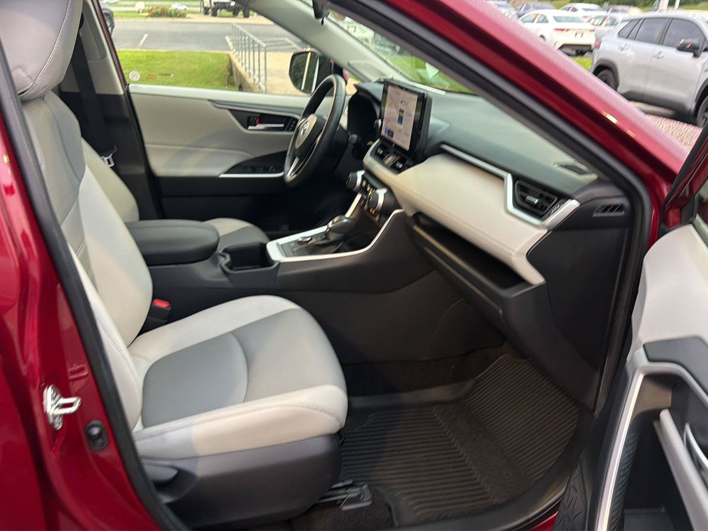 Certified 2023 Toyota RAV4 XLE Premium AWD/4WD image 13