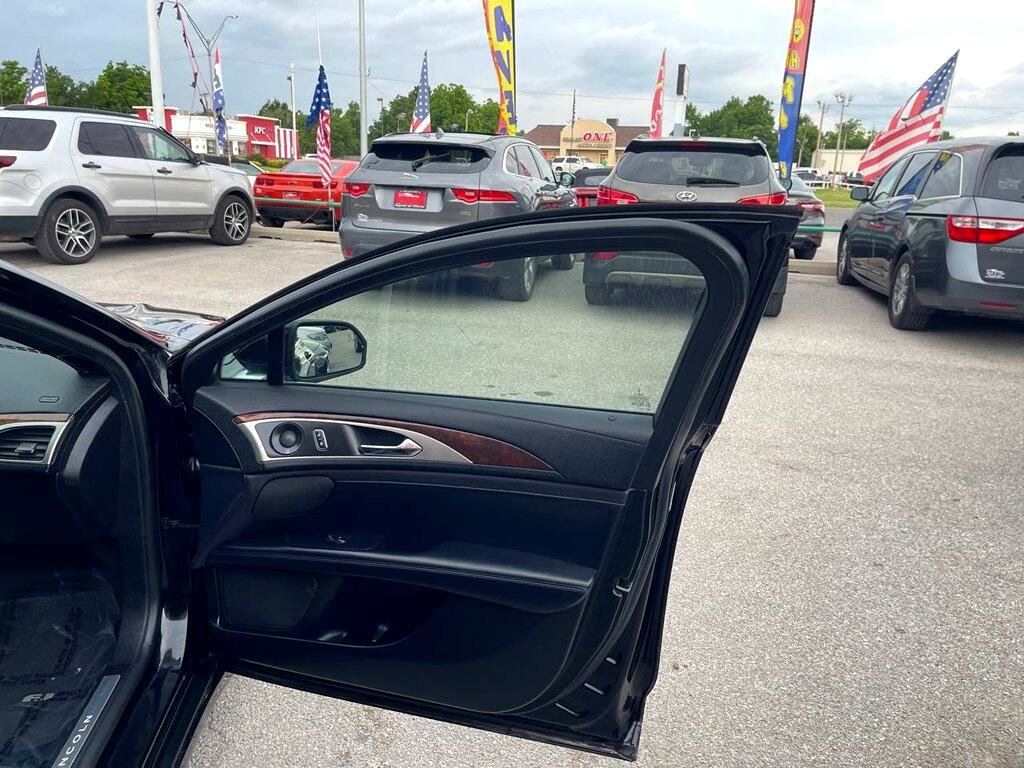 Used 2019 Lincoln MKZ Reserve image 6