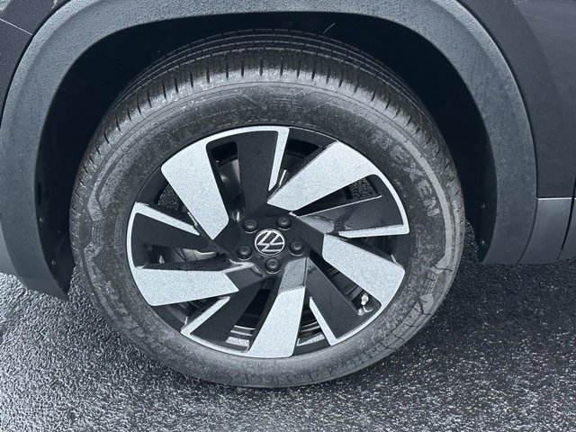 New 2026 Volkswagen Atlas Cross Sport SE image 10