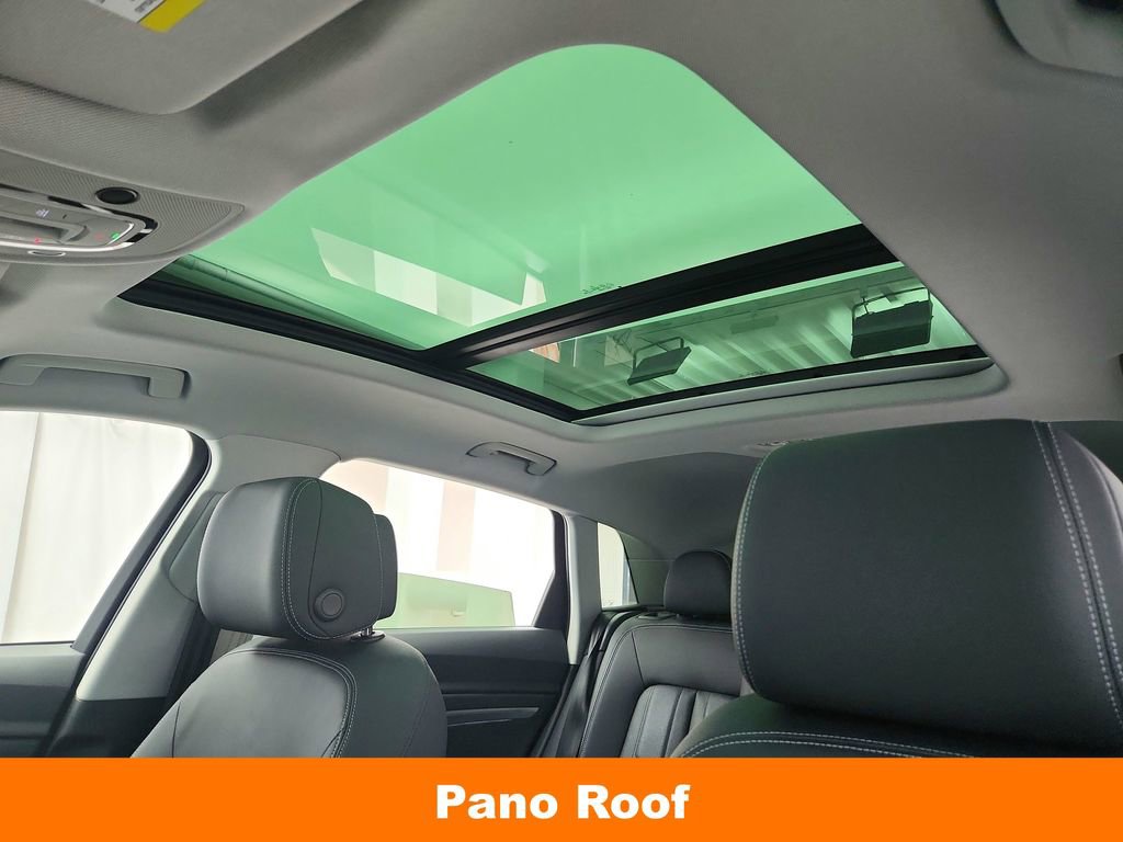 Used 2022 Audi e-tron Premium Plus image 12