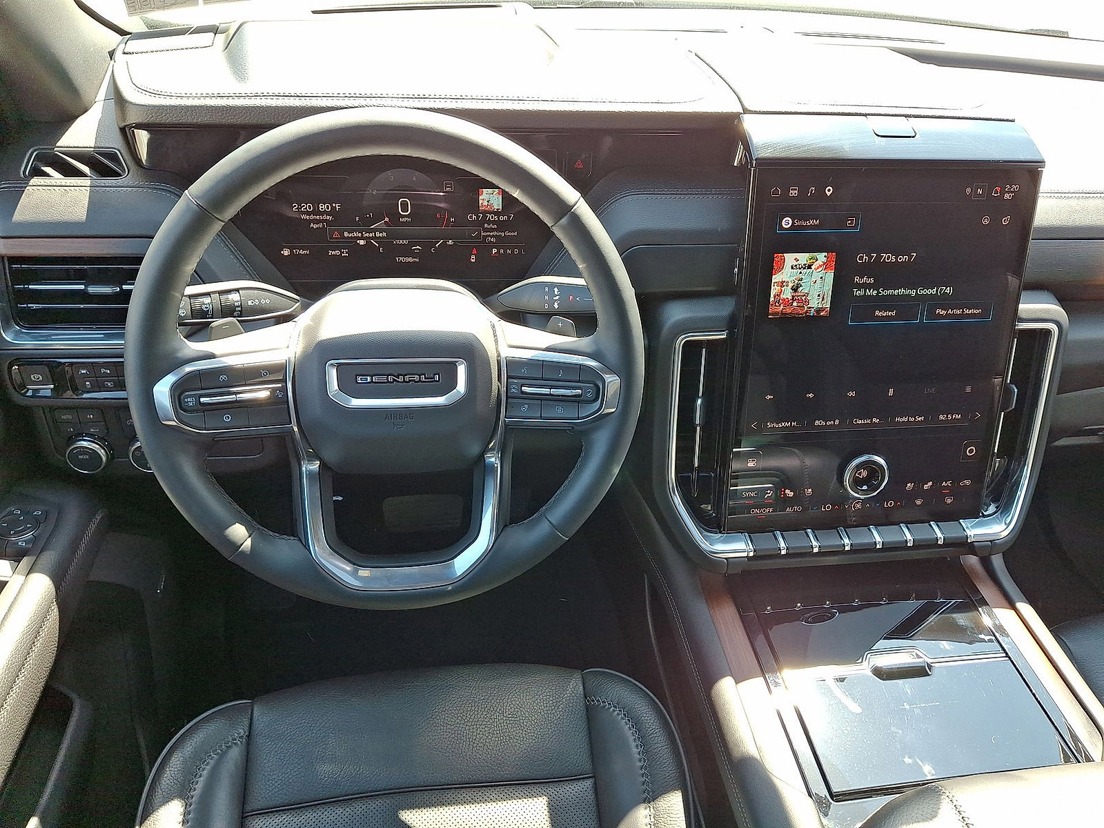 Certified 2025 GMC Yukon Denali w/ Sun & Power Step Package image 21