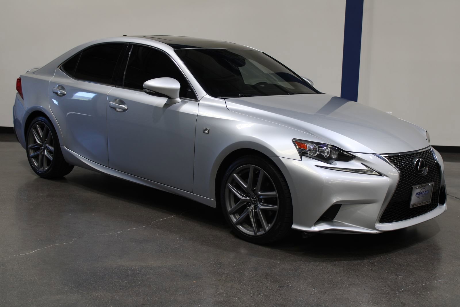 Used 2015 Lexus IS 250 w/ F-Sport Package RWD image 2