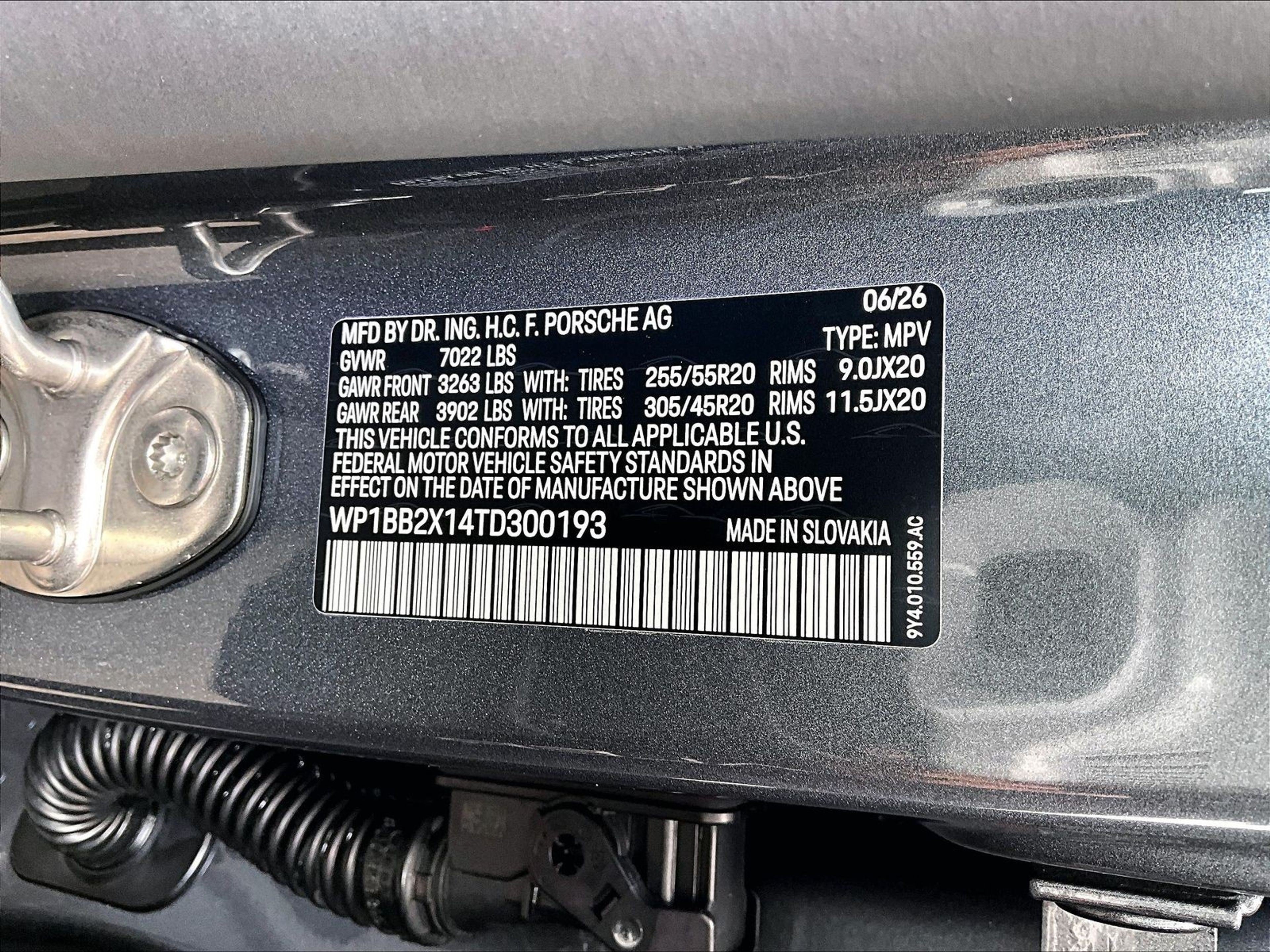 New 2026 Porsche Cayenne S AWD/4WD image 14