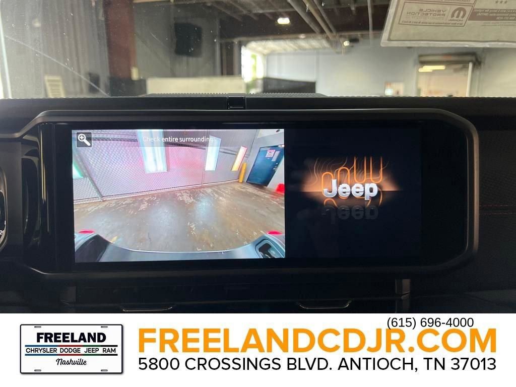 New 2025 Jeep Gladiator Rubicon w/ Convenience Group image 26