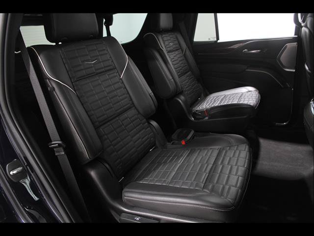 Used 2022 Cadillac Escalade Sport Platinum AWD/4WD image 20