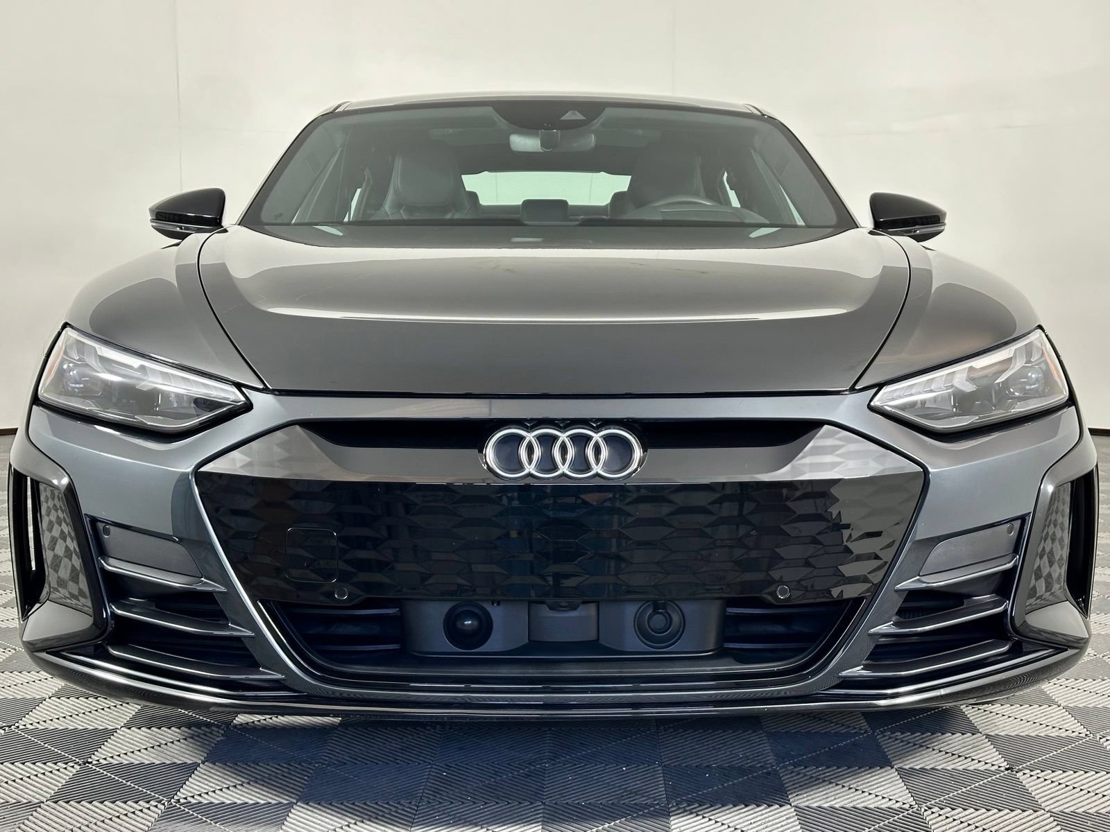 Used 2024 Audi e-tron GT Premium Plus AWD/4WD image 22