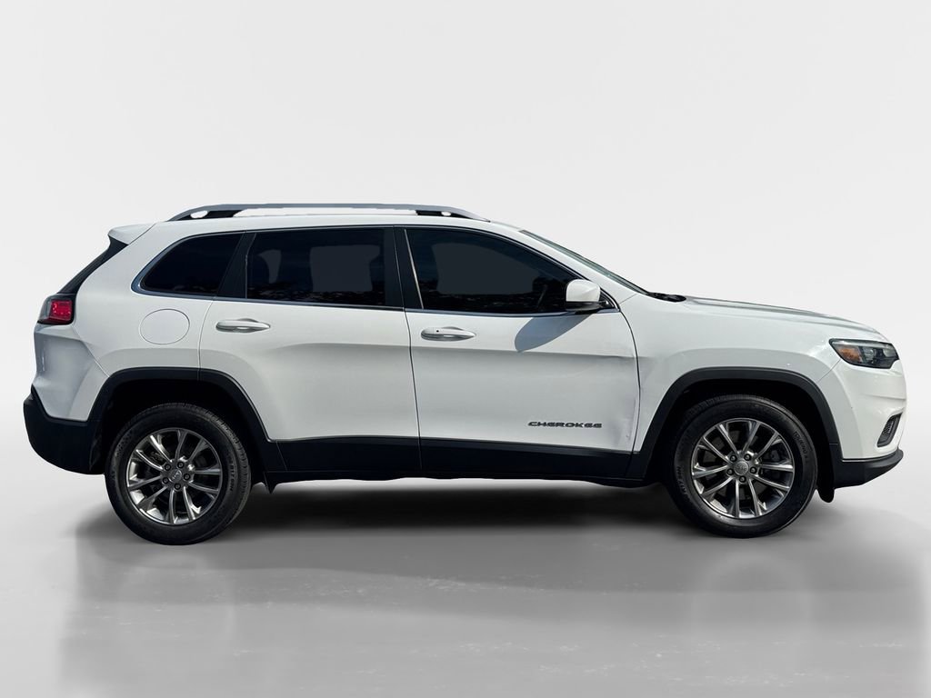 Used 2020 Jeep Cherokee Latitude Plus FWD image 3